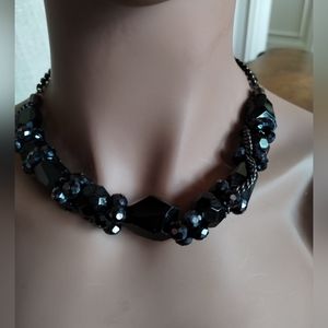 **Preowned Chunky Black Beaded Necklace on Silver Chain 🖤📿**